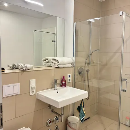 Near Fair And In Few Min, With Garden