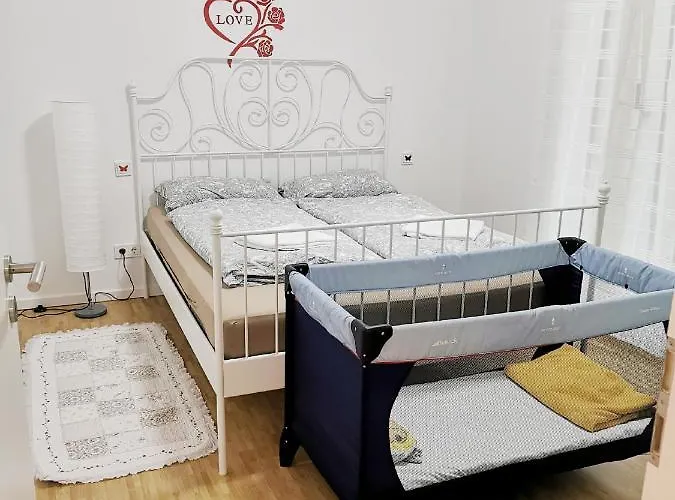 Near Fair And In Few Min, With Garden Apartman Frankfurt am Main