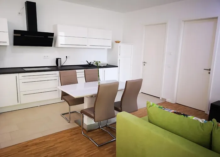 Near Fair And In Few Min, With Garden Apartman Frankfurt am Main