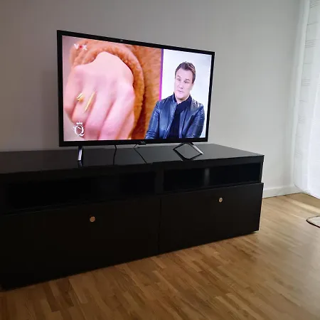 Near Fair And In Few Min, With Garden * فرانكفورت