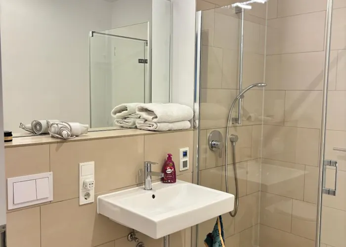 Near Fair And In Few Min, With Garden