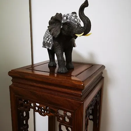 아파트 Near Fair And In Few Min, With Garden 프랑크푸르트